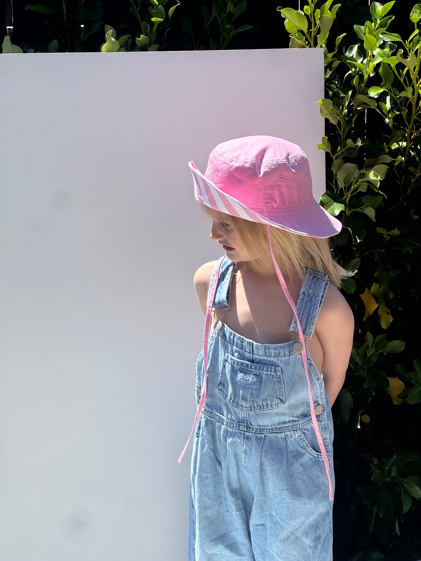 light denim Oshkosh overalls - 3/4Y