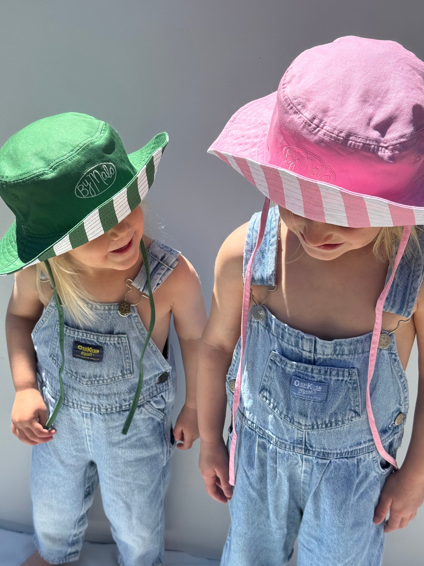 light denim Oshkosh overalls - 3/4Y