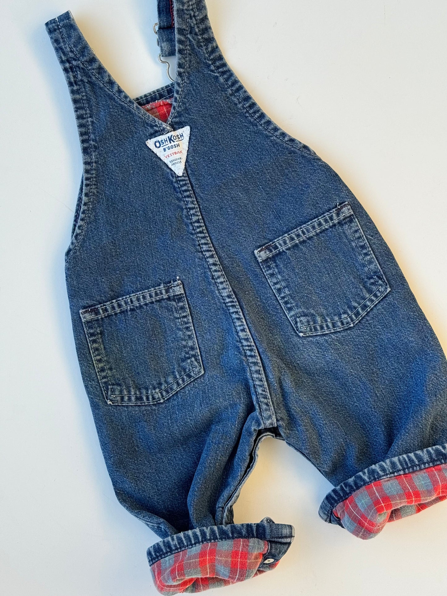 Check lining Oshkosh overalls - 6-18m