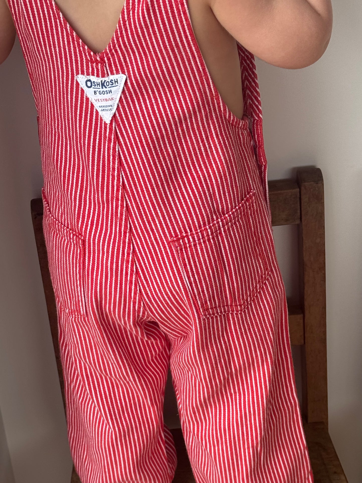 red hickory stripe Oshkosh overalls - 12m - 3Y