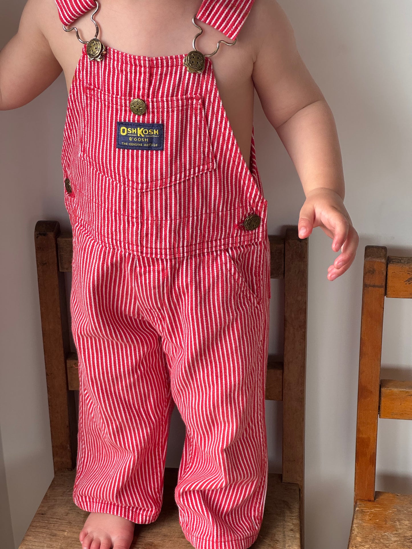 red hickory stripe Oshkosh overalls - 12m - 3Y