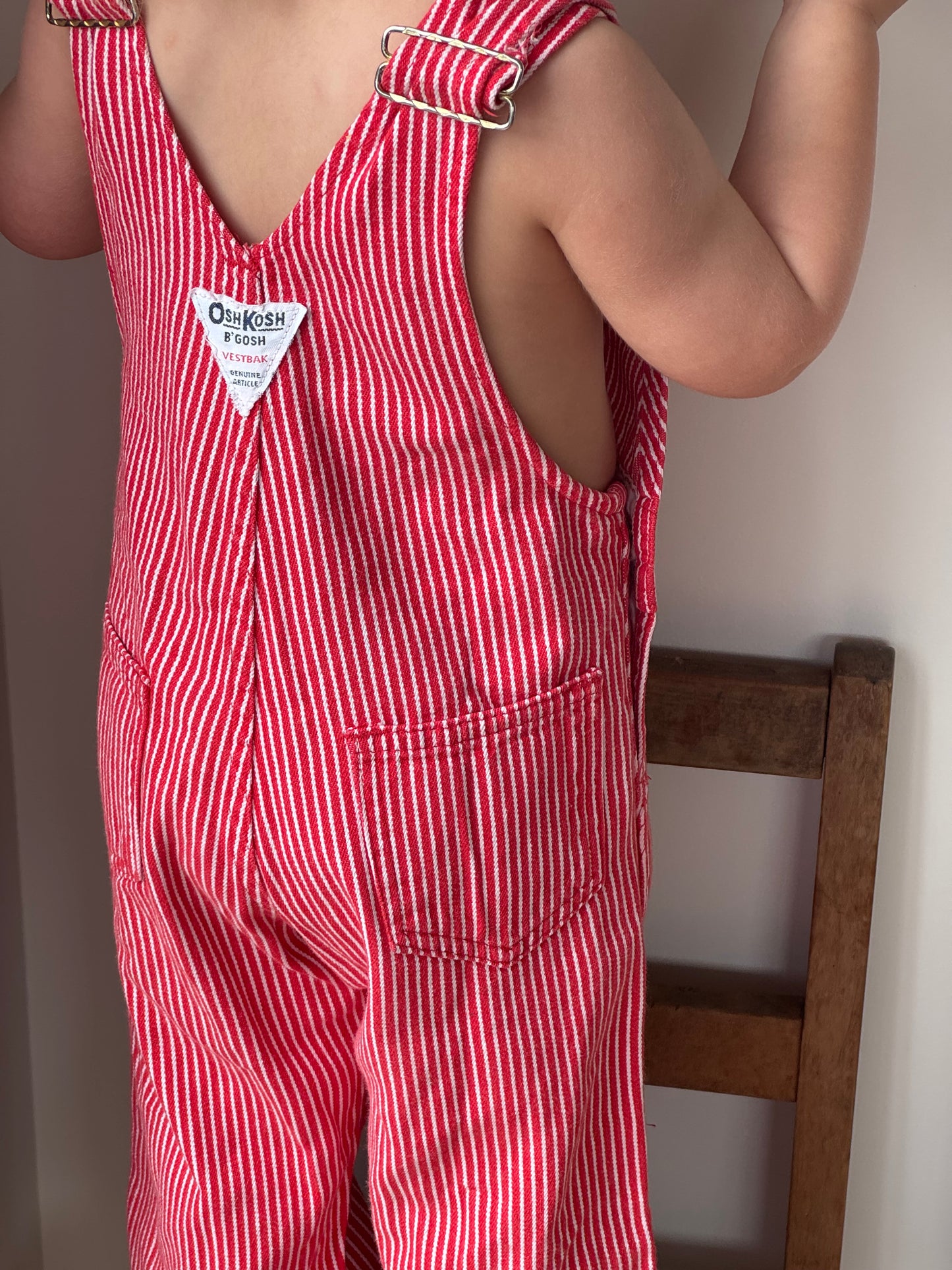 red hickory stripe Oshkosh overalls - 12m - 3Y