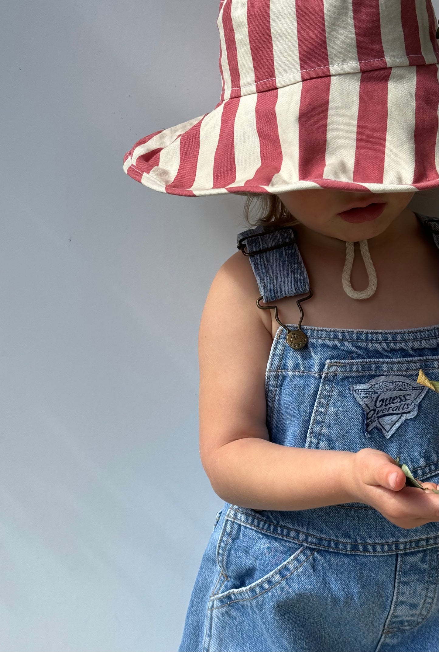 kids wide brim sun hat - English red