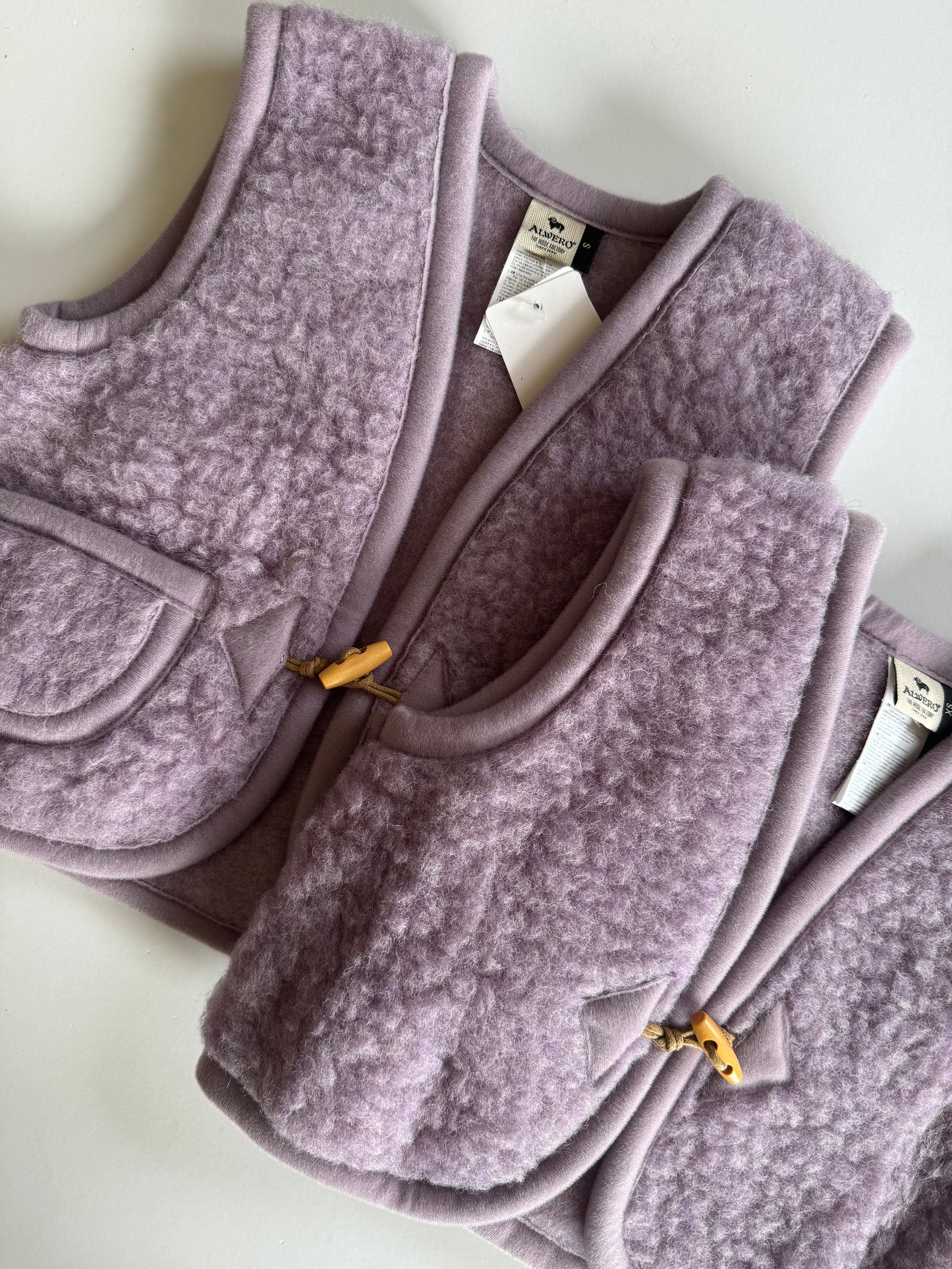 wool vest - lilac