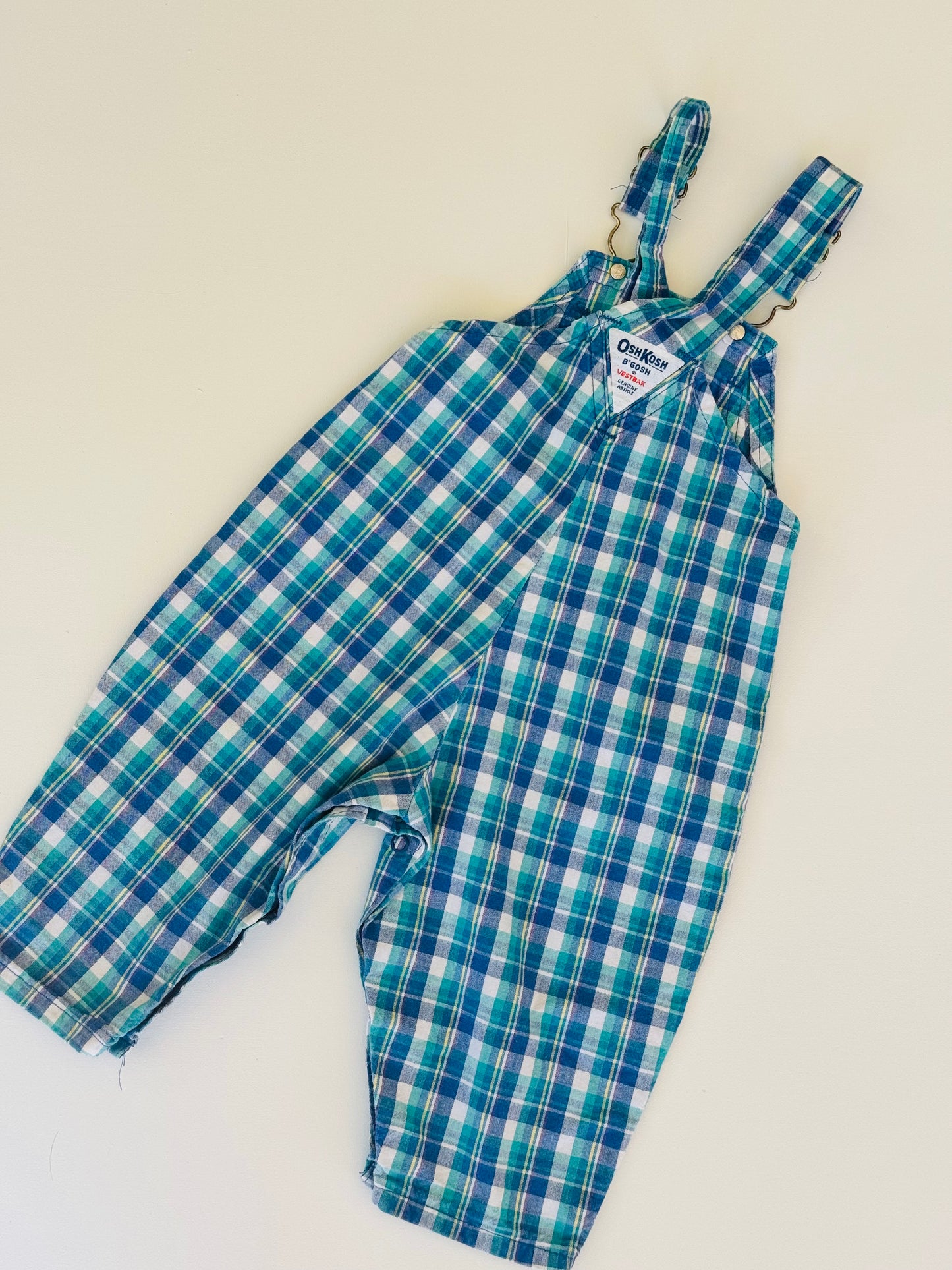 Check Oshkosh overalls - 12/18m